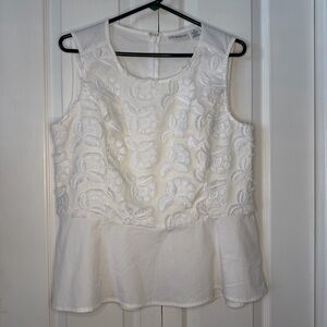 Liz Claiborne White Textured floral Sleeveless Blouse PL